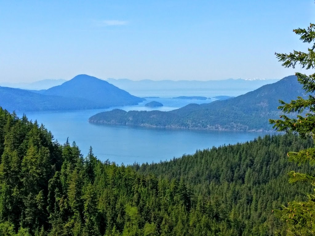 Trailblazer Lookout | Howe Sound Crest Trail, Squamish-Lillooet D, BC V0N, Canada