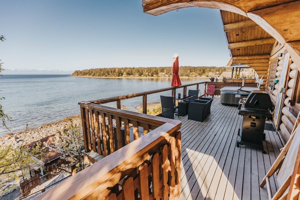 Sand Dollar Log Cabin | 5270 Gillies Bay Rd, Gillies Bay, BC V0N 1W0, Canada | Phone: (778) 861-0333