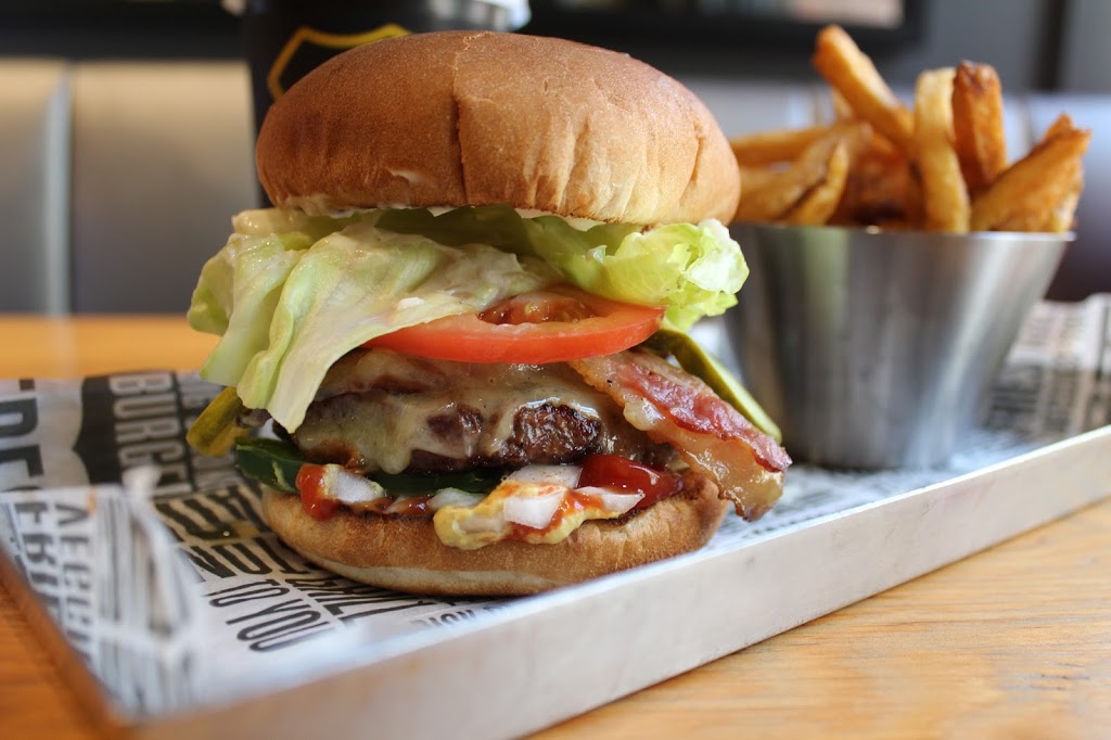 Big Smoke Burger | 799 York Mills Rd, North York, ON M3B 1X6, Canada | Phone: (416) 443-9944