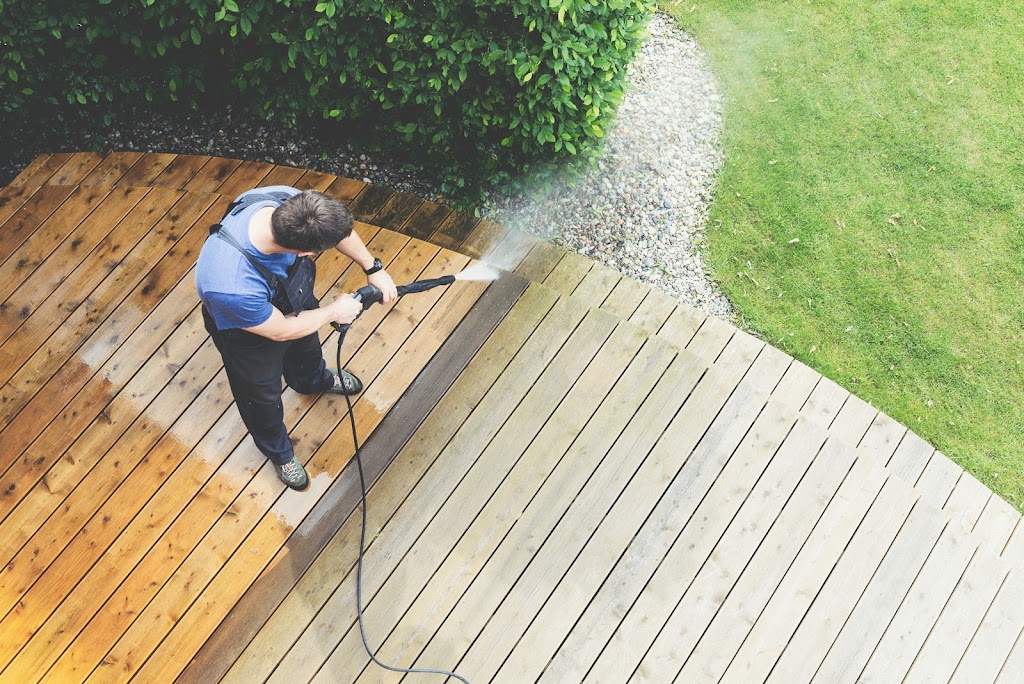 Nanaimo Pressure Washing | 70 Pine St, Nanaimo, BC V9R 2B2, Canada | Phone: (236) 544-0100