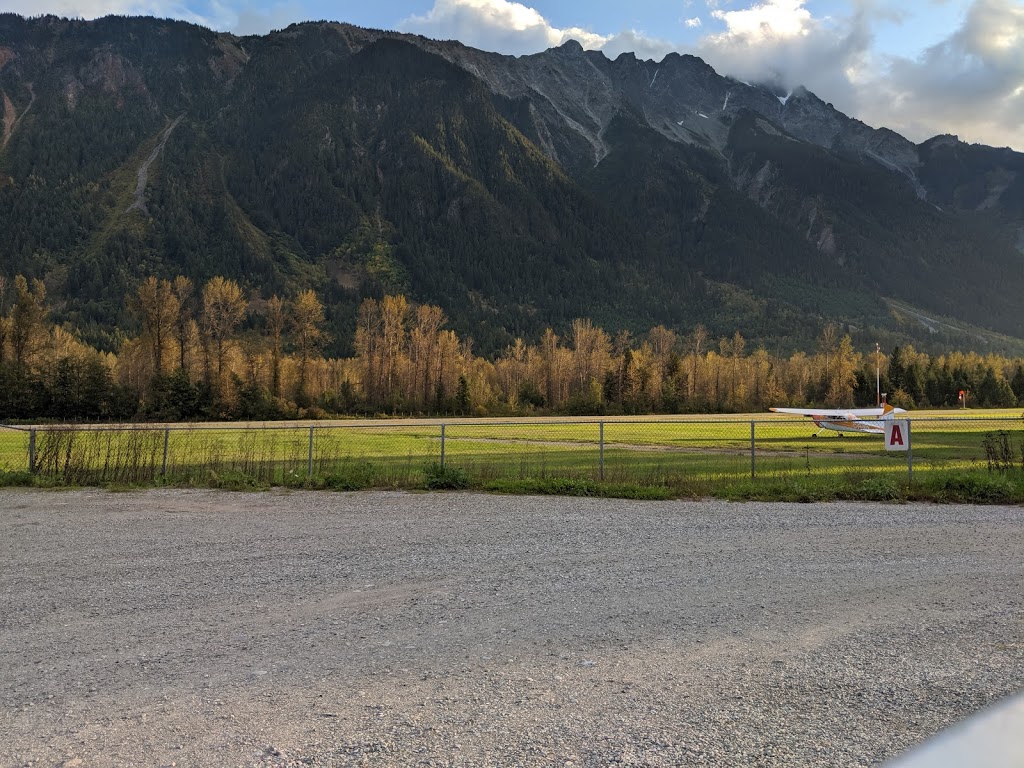 Blackcomb Helicopters | 1870 Airport Rd, Pemberton, BC V0N 2L3, Canada | Phone: (604) 894-5153