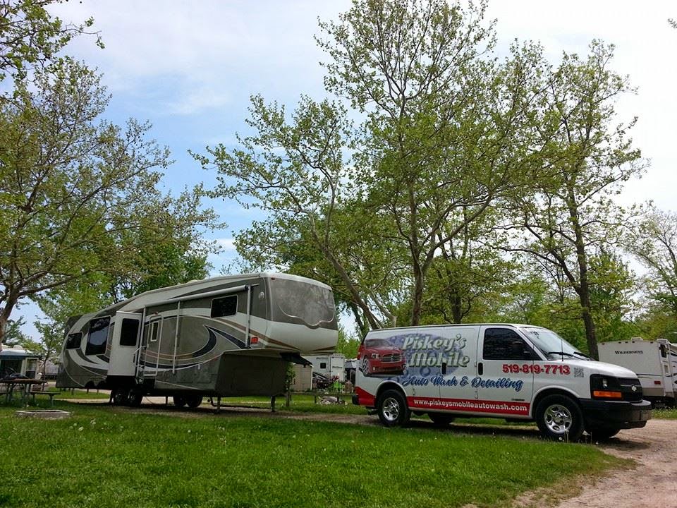 Piskeys Mobile Auto Wash & Detailing | 13165 Tecumseh Rd E Unit K, Windsor, ON N8N 3T4, Canada | Phone: (519) 819-7713