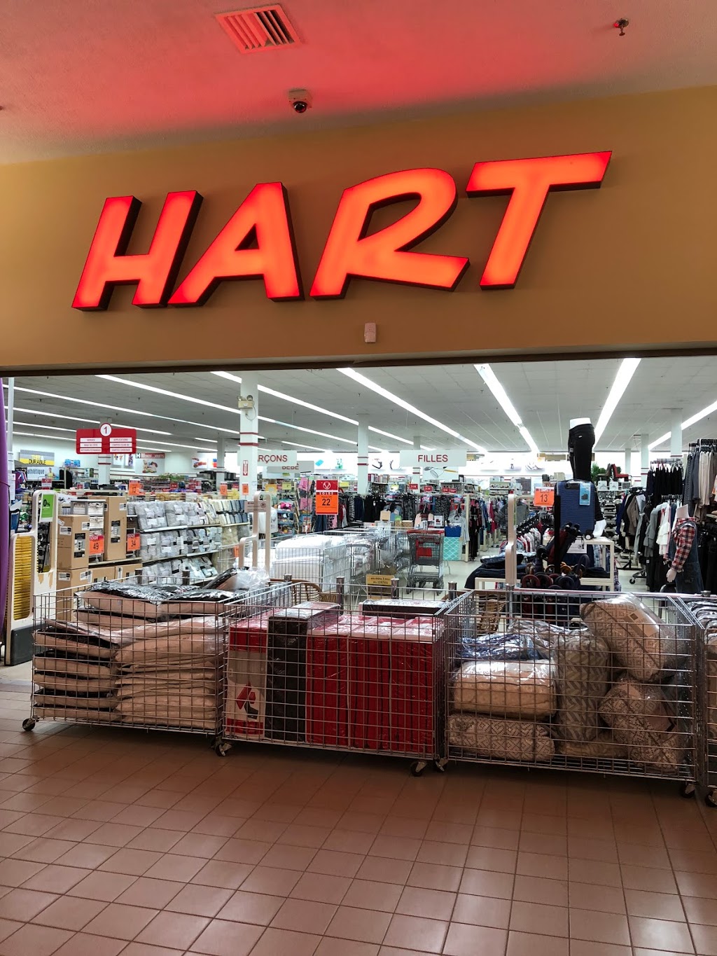 Hart | 150 Rue Principale S, Maniwaki, QC J9E 1Z6, Canada | Phone: (819) 449-6587