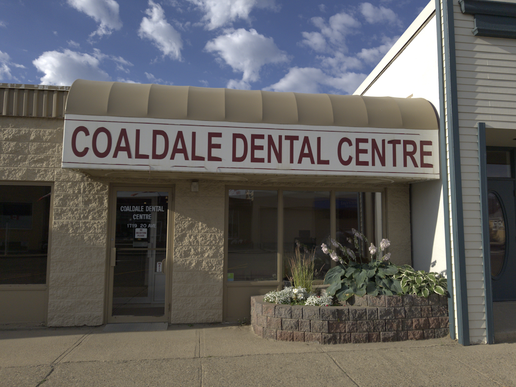 Coaldale Dental Centre | 1719 20th Ave, Coaldale, AB T1M 1K8, Canada | Phone: (403) 345-3131