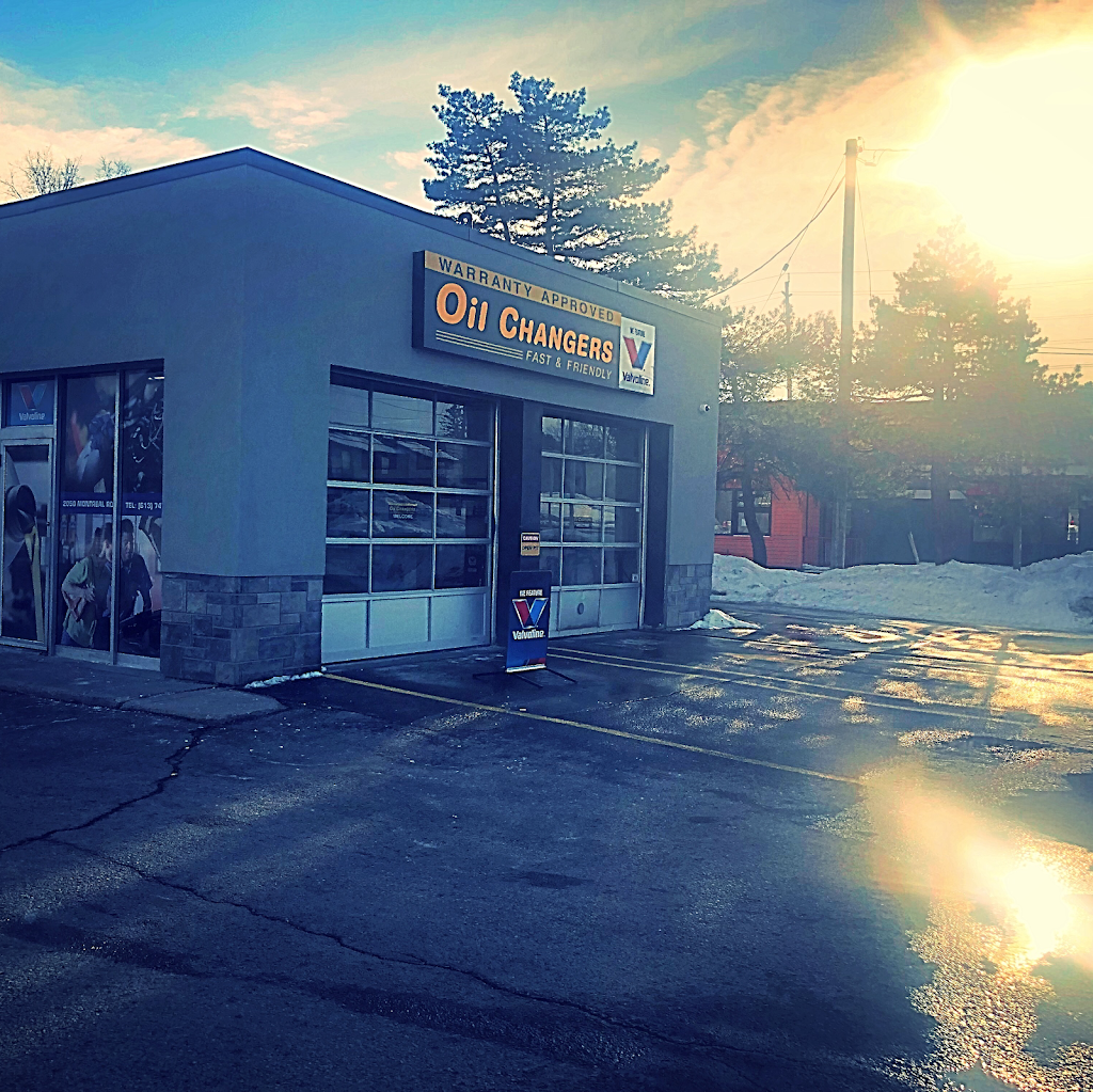 Oil Changers | 2050 Montreal Rd, Gloucester, ON K1J 6N2, Canada | Phone: (613) 747-8761