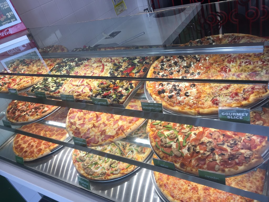 Pizza Nova | 1054 Centre St, Thornhill, ON L4J 3M8, Canada | Phone: (416) 439-0000