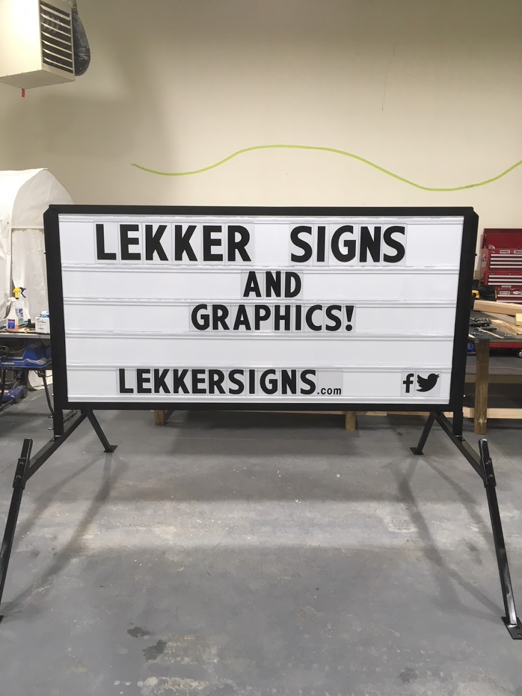 Lekker Signs & Graphics | 400 W Front St Building 7, Stirling, ON K0K 3E0, Canada | Phone: (613) 395-4894