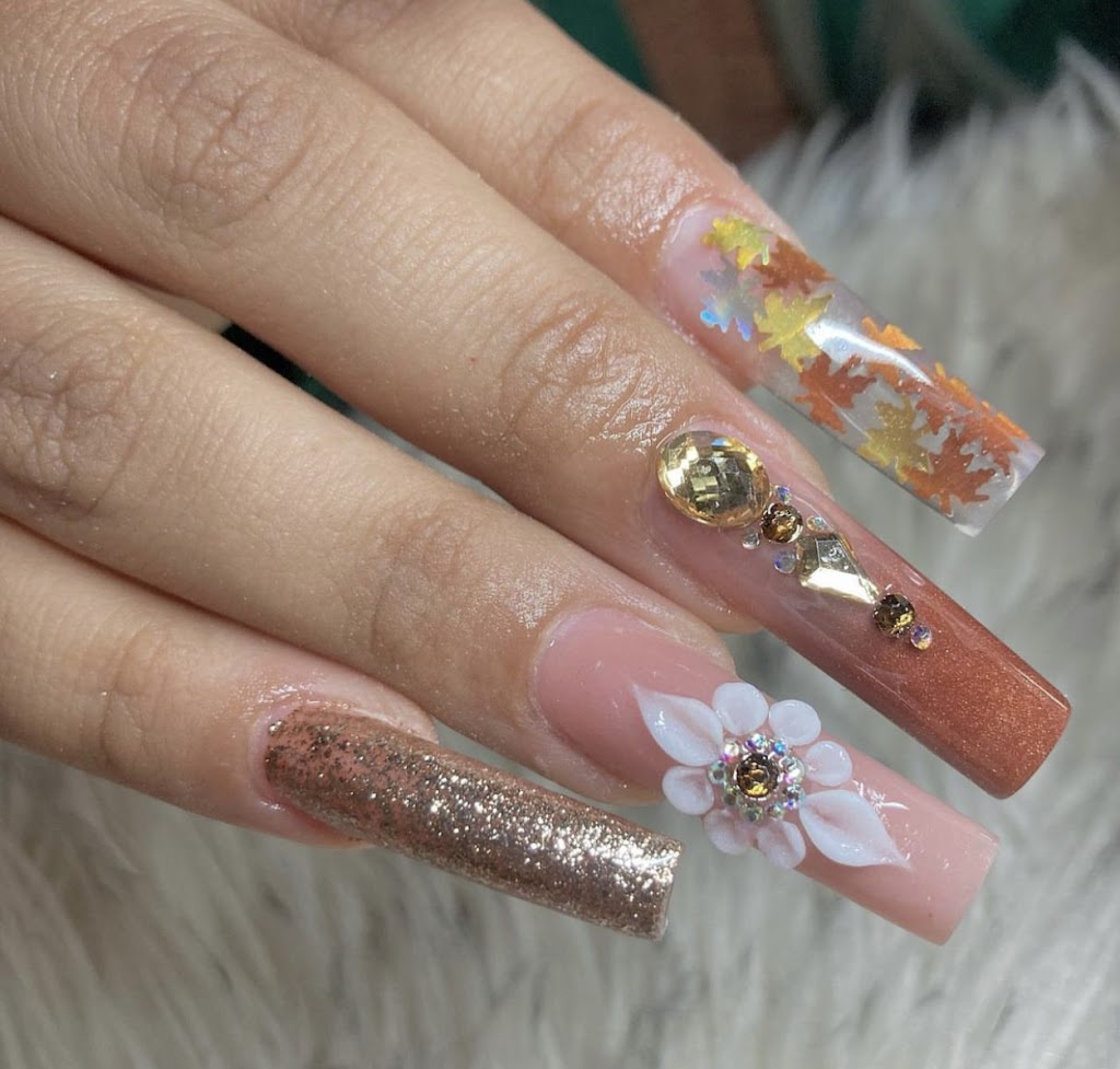 Nails by Nelly | Bd du Curé-Labelle, Laval, QC H7B 2V2, Canada | Phone: (514) 553-6379