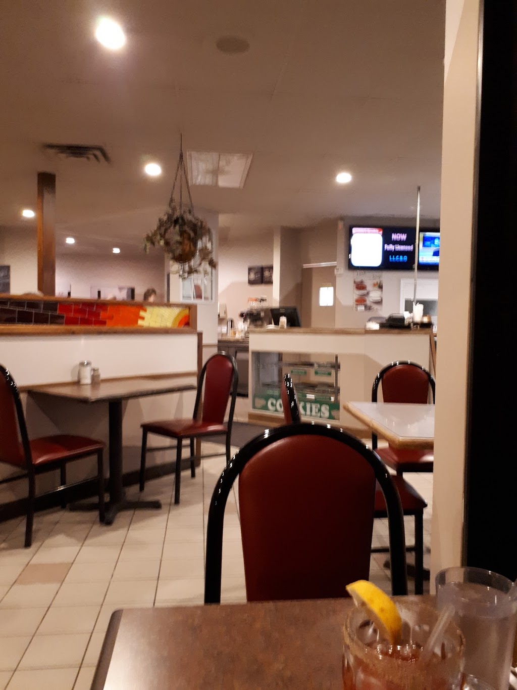 Sunset Cafe | 184 Sunset Dr, St Thomas, ON N5R 3C3, Canada | Phone: (519) 637-2757