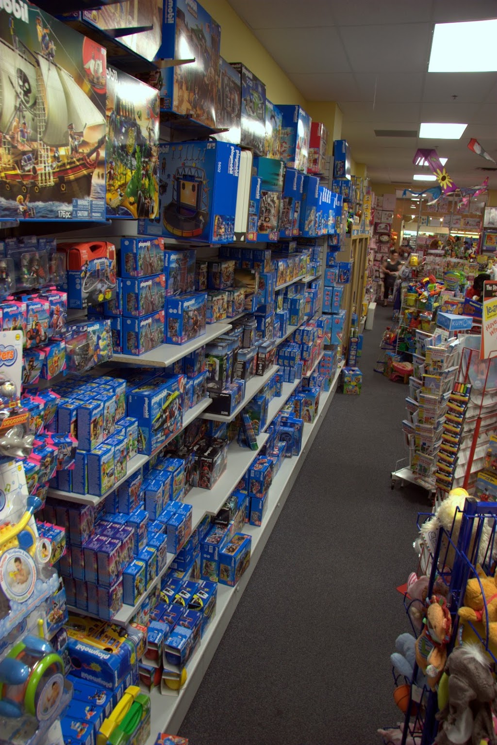 Hobby And Toy Central | 900 Maple Ave Unit # B2, Burlington, ON L7S 2J8, Canada | Phone: (905) 333-1155