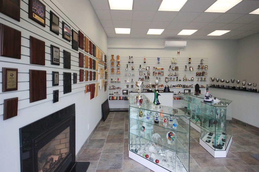 Mementos Signs Awards & Promotions | 1027 Carp Rd, Stittsville, ON K2S 1B9, Canada | Phone: (613) 836-6494