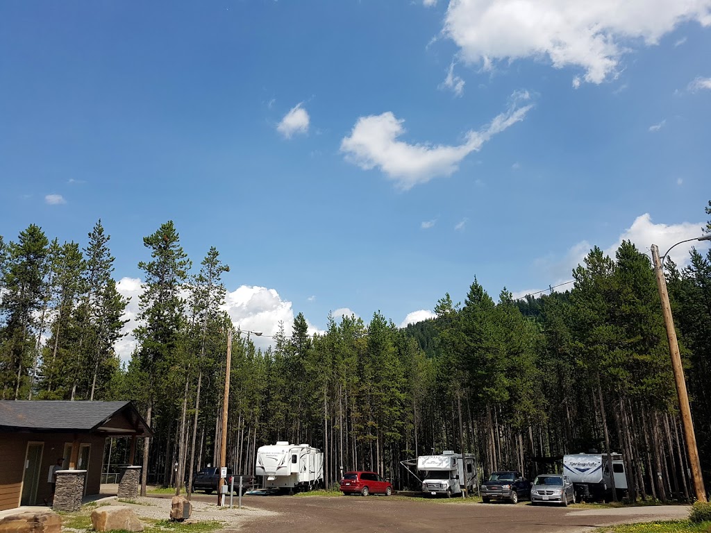 Elkford Municipal Campground | 350 Elk Valley Hwy, Elkford, BC V0B 1H0, Canada | Phone: (250) 865-4019