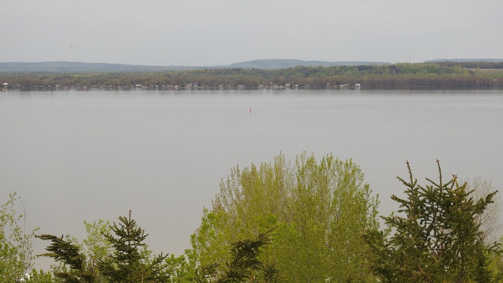 Halte Fenetre sur le Fleuve | 2005 QC-132, Deschaillons-sur-Saint-Laurent, QC G0S 1G0, Canada