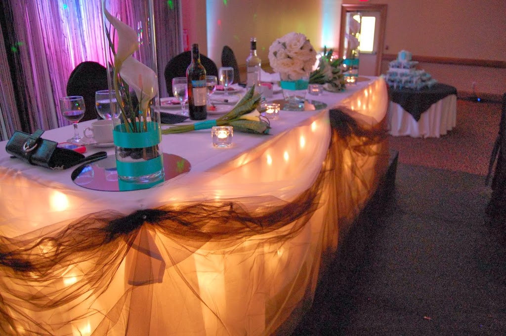 Decked Out Spaces | 15 Schneider Ave, Waterloo, ON N2J 1K7, Canada | Phone: (519) 742-2225