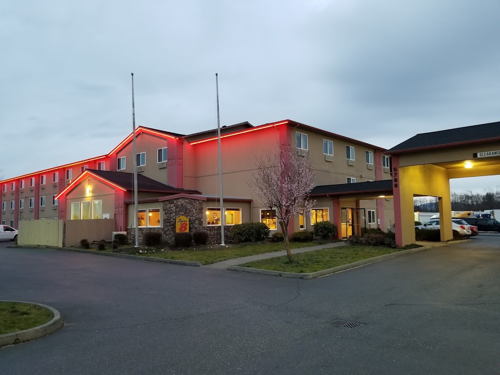 Super 8 by Wyndham Bellingham Airport/Ferndale | Interstate 5 Exit 262, Ferndale, WA 98248, USA | Phone: (360) 384-8881