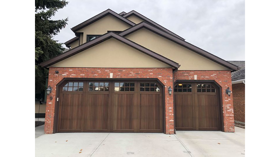 Express Garage Door Repair | Express Garage Door Services, 34 Pantego Ln NW, Calgary, AB T3K 0T1, Canada | Phone: (587) 800-9692