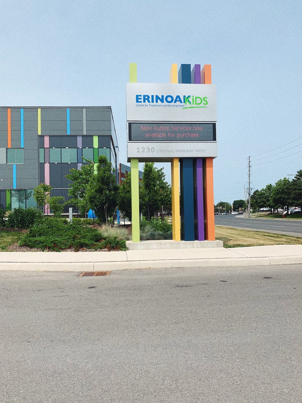 ErinoakKids Centre for Treatment and Development | 1230 Central Pkwy W, Mississauga, ON L5C 0A5, Canada | Phone: (905) 855-2690