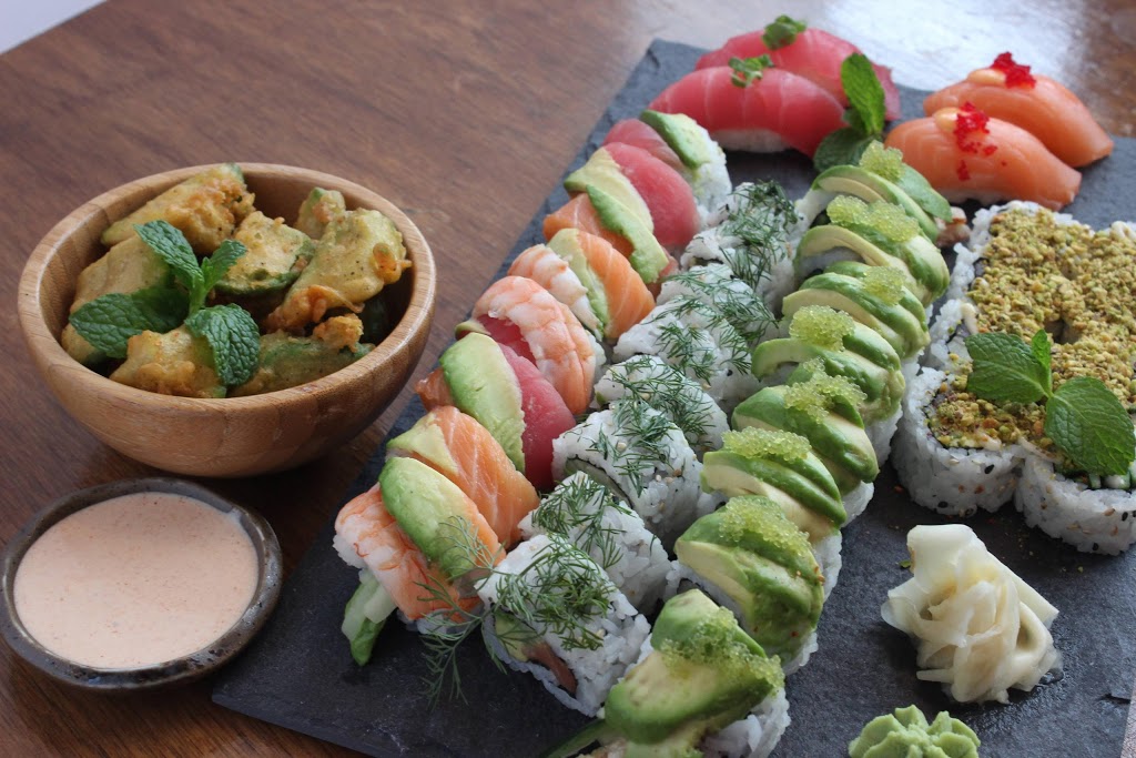 Magic Sushi Panet | 562 Keenleyside St, Winnipeg, MB R2K 3H2, Canada | Phone: (204) 415-7922