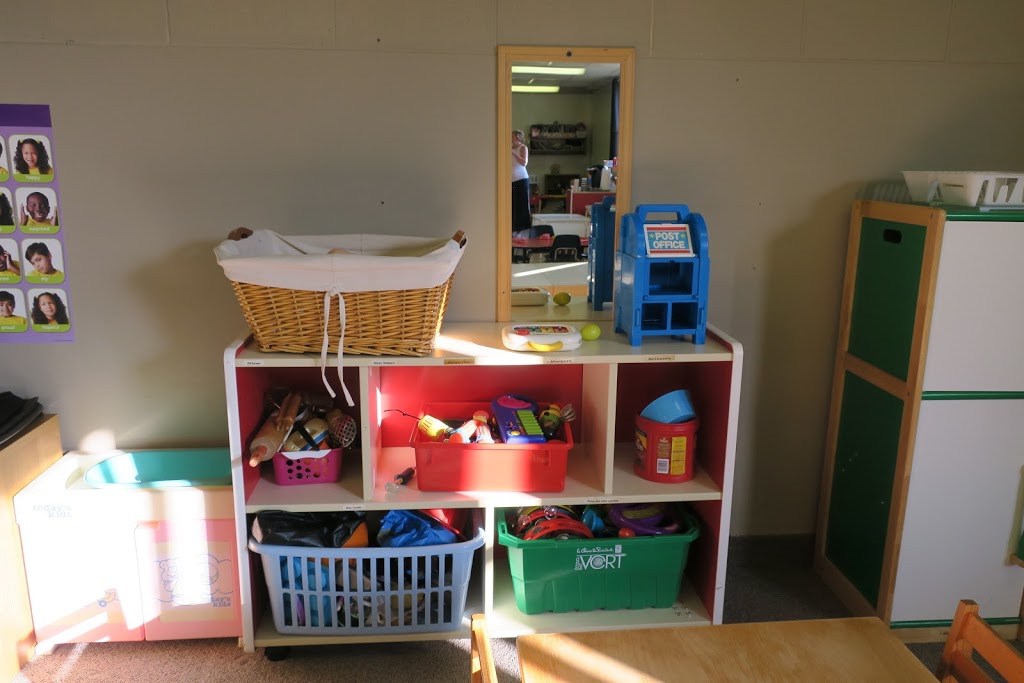 East Plains Co-operative Preschool | 375 Plains Rd E, Burlington, ON L7T 2C7, Canada | Phone: (905) 681-0233