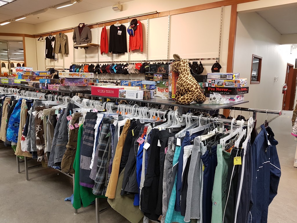 Goodwill Store | 495 Welland Ave, St. Catharines, ON L2M 5V9, Canada | Phone: (905) 684-7741