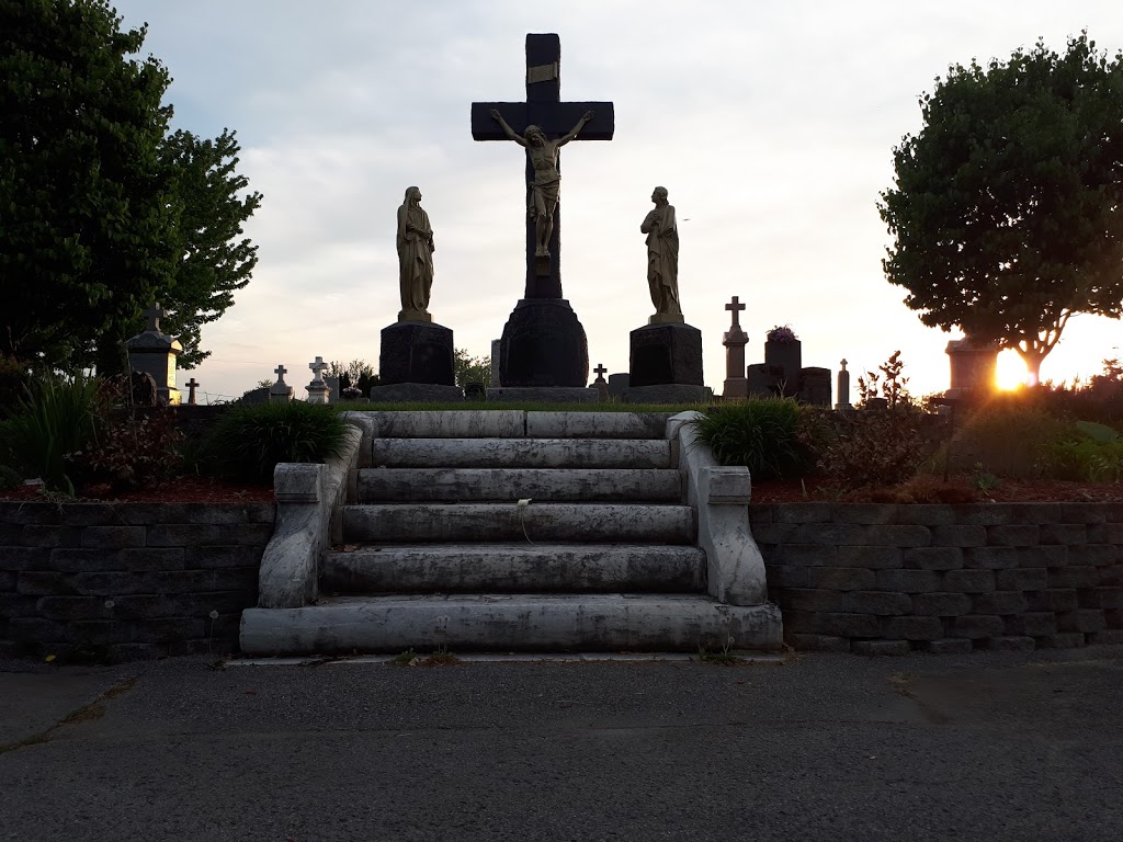 Cimetière Saint-François de Sales | 35 Rue Fortin, Gatineau, QC J8T 3W7, Canada | Phone: (819) 561-1607