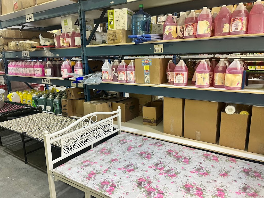 Everyday Cash & Carry | 12841 85 Ave, Surrey, BC V3W 0K8, Canada | Phone: (604) 486-1213