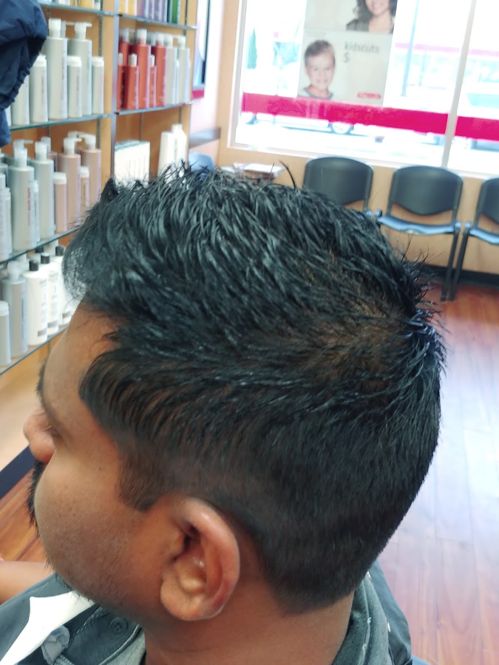 First Choice Haircutters | 2151 St Clair Ave W #105, Toronto, ON M6N 1K5, Canada | Phone: (416) 519-8825