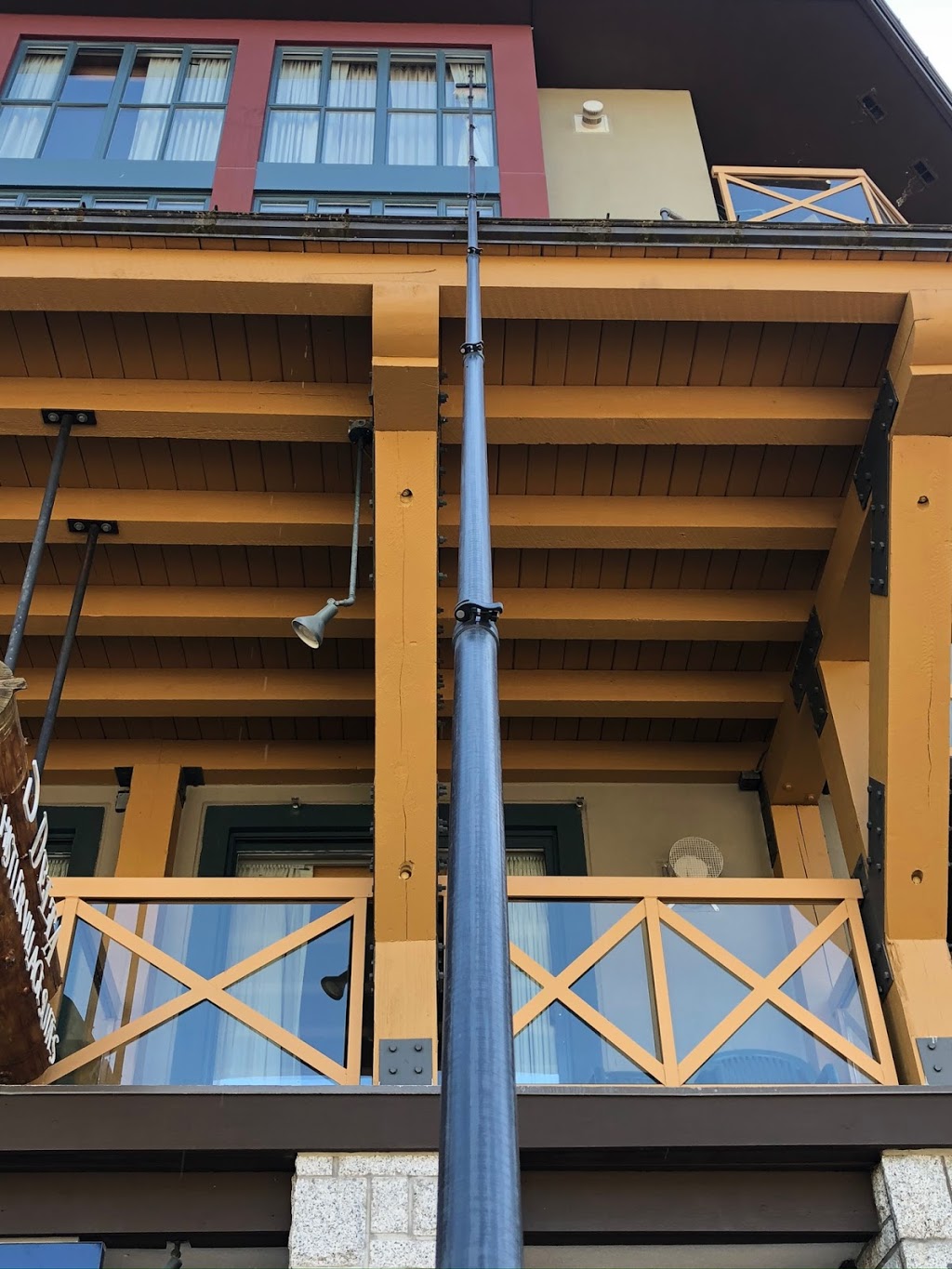 Pure View Window Cleaning | 8113 Cedar Springs Rd, Whistler, BC V8E 0G2, Canada | Phone: (778) 793-7873