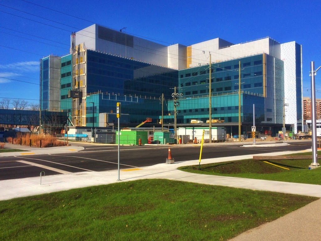 Joseph Brant Hospital | 1245 Lakeshore Rd, Burlington, ON L7S 0A2, Canada | Phone: (905) 632-3737