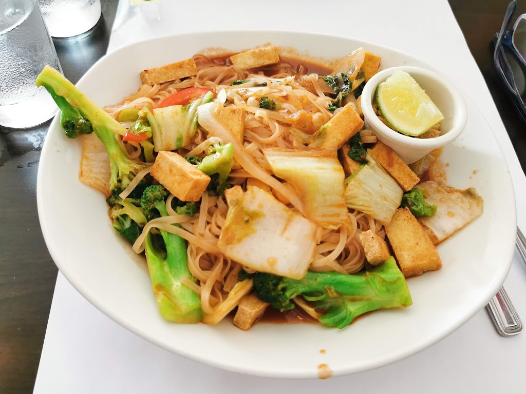 Dragon Thai | 1842 Av. Saint-Marc, Shawinigan, QC G9N 2H7, Canada | Phone: (819) 731-3773