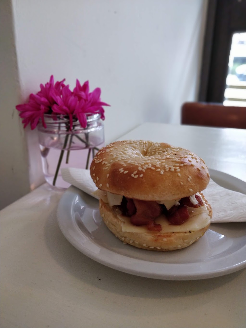 am bagel | 53 Roncesvalles Ave, Toronto, ON M6R 2K5, Canada | Phone: (647) 528-2613