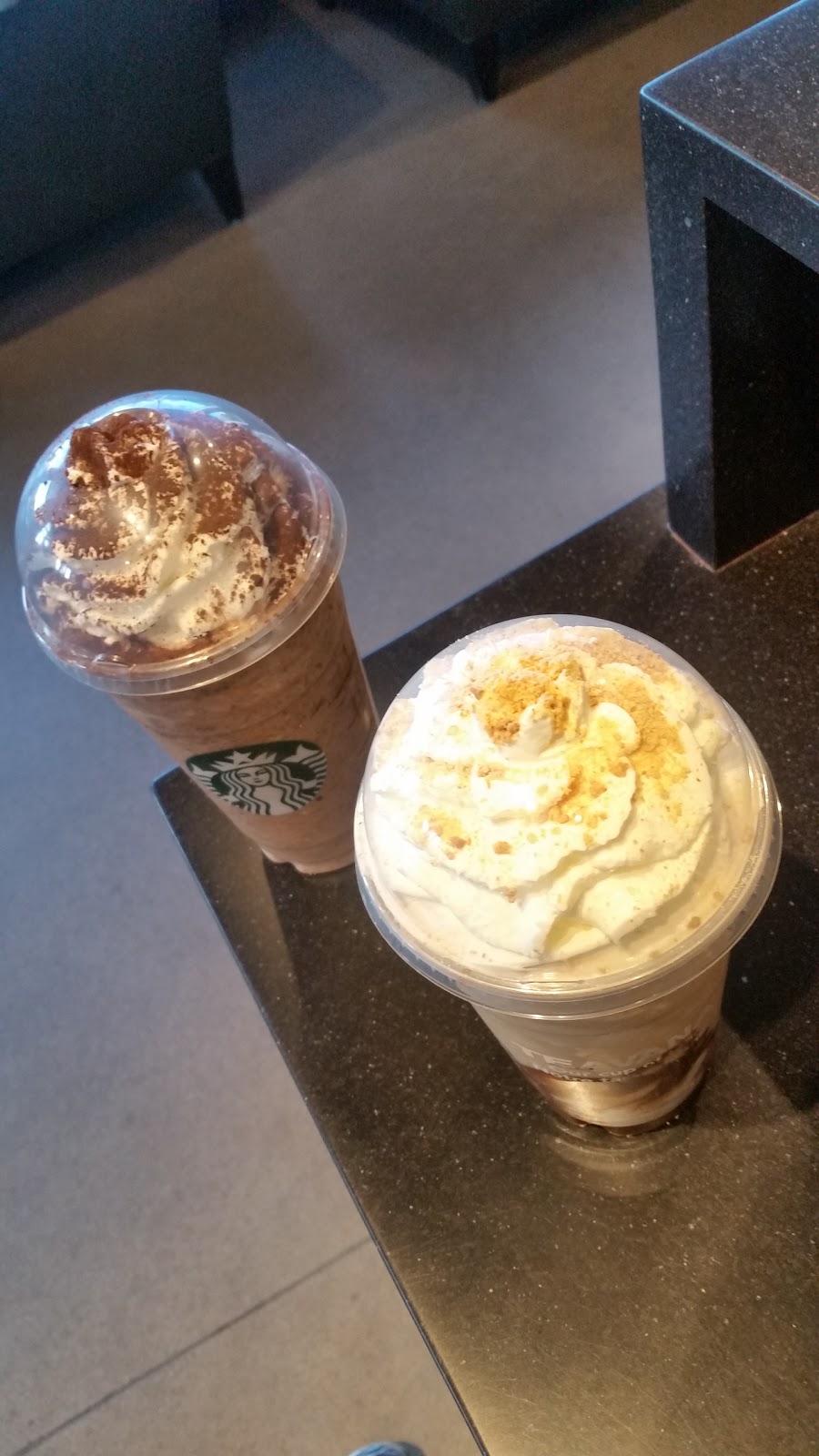 Starbucks | 2450 Rue Latreille, Mont-Tremblant, QC J8E 2T9, Canada | Phone: (819) 425-9918