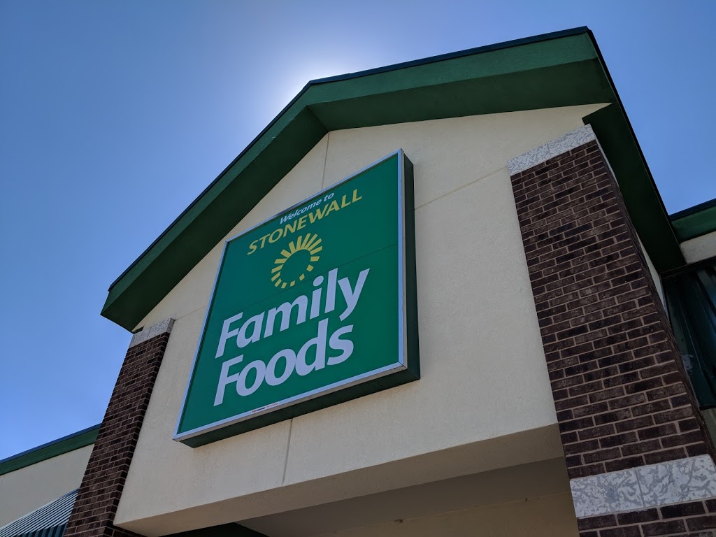 Stonewall Family Foods | 330 3 Ave S, Stonewall, MB R0C 2Z0, Canada | Phone: (204) 467-5553