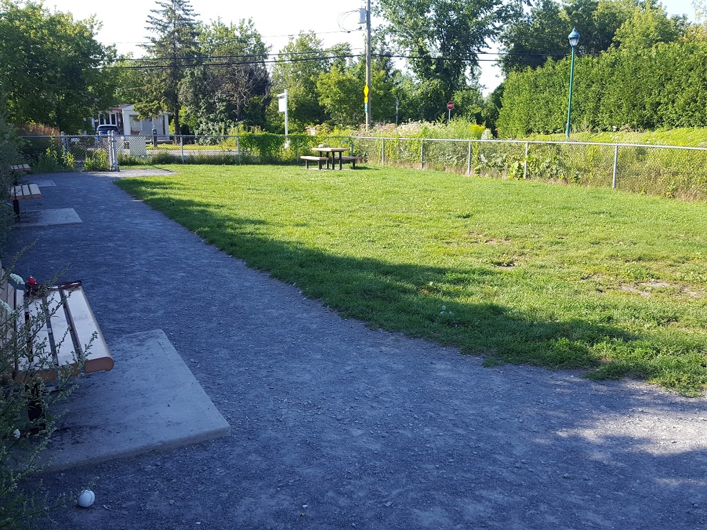 Parc Canin Haut Saint François | 3840 Rang du Haut-Saint-François, Laval, QC H7E 4P2, Canada | Phone: (450) 978-8000