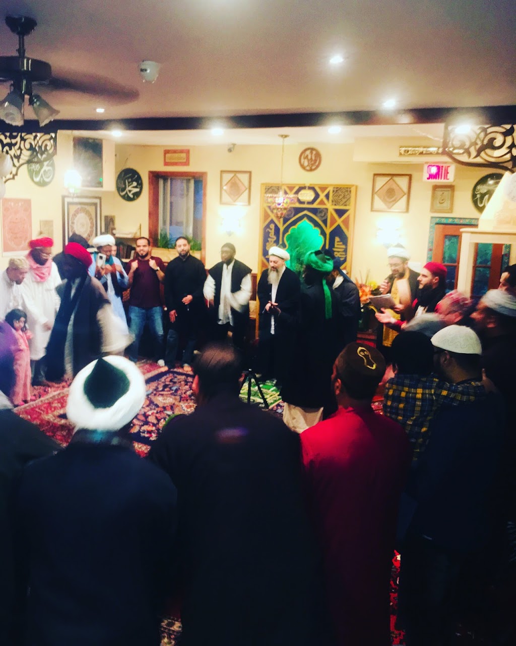 Centre Soufi Naqshbandi/masjid Al-iman | 138 FAIRMOUNT AVE O, Montréal, QC H2T 2M5, Canada | Phone: (514) 270-9437