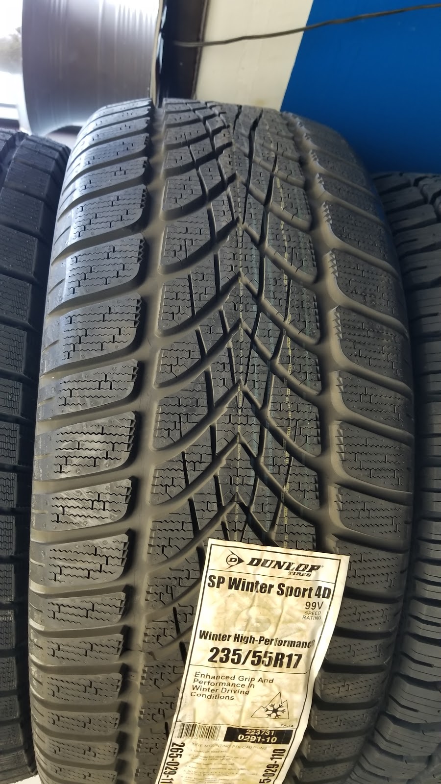 Tire Trade | 1398 Star Top Rd, Gloucester, ON K1B 3L9, Canada | Phone: (613) 749-0088