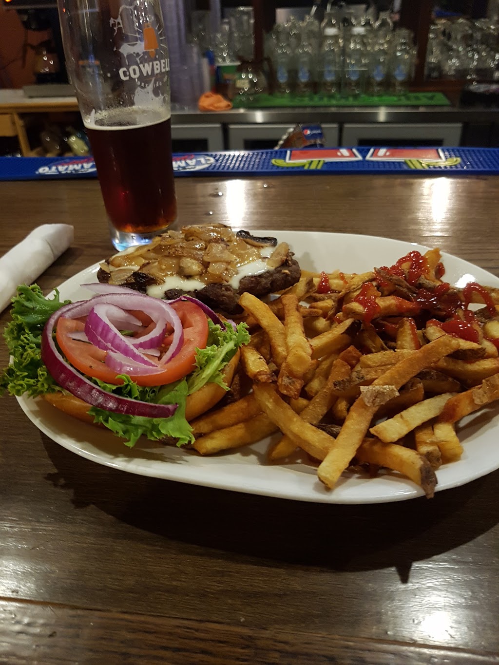 Cobblestone Pub & Grill | 648 Campbell St, Lucknow, ON N0G 2H0, Canada | Phone: (519) 812-1777