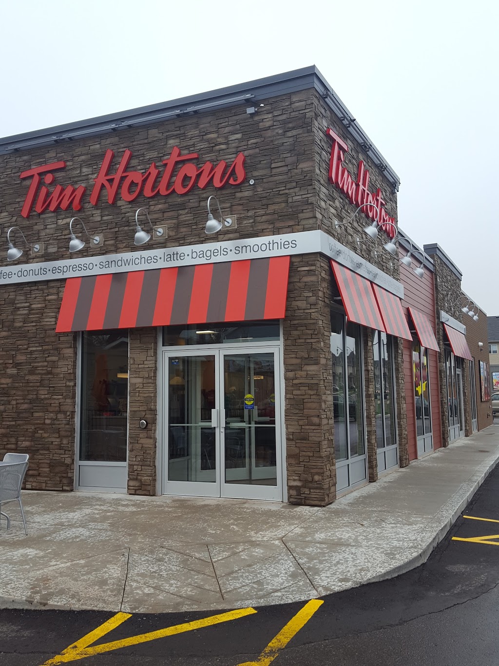 Tim Hortons | 4398 Ontario St, Beamsville, ON L0R 1B5, Canada | Phone: (905) 563-6422