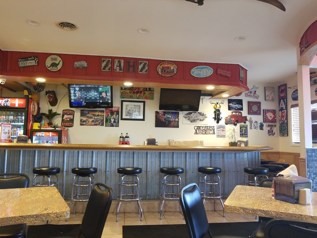 Zahz Pizza | 596 Cayuga Rd, Cheektowaga, NY 14225, USA | Phone: (716) 630-9249