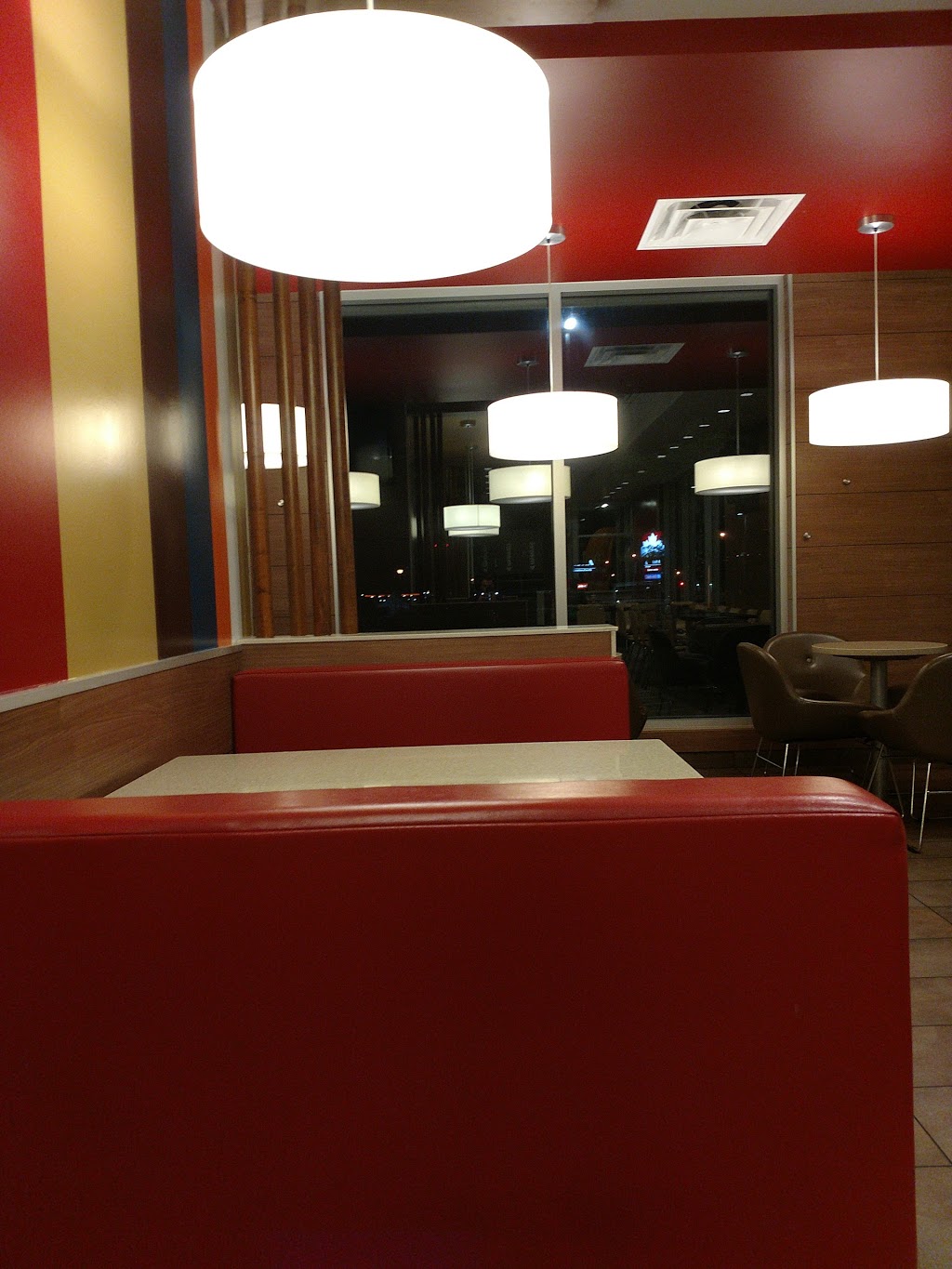 McDonalds | 95 Rue Conrad-Gosselin, Iberville-Junction, QC J2X 0A1, Canada | Phone: (450) 347-3412