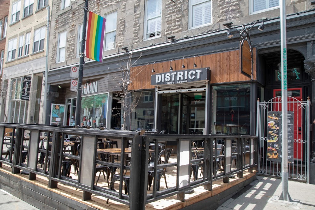 District Video Lounge | 1365 Rue Sainte-Catherine E, Montréal, QC H2L 2H7, Canada | Phone: (438) 387-3622