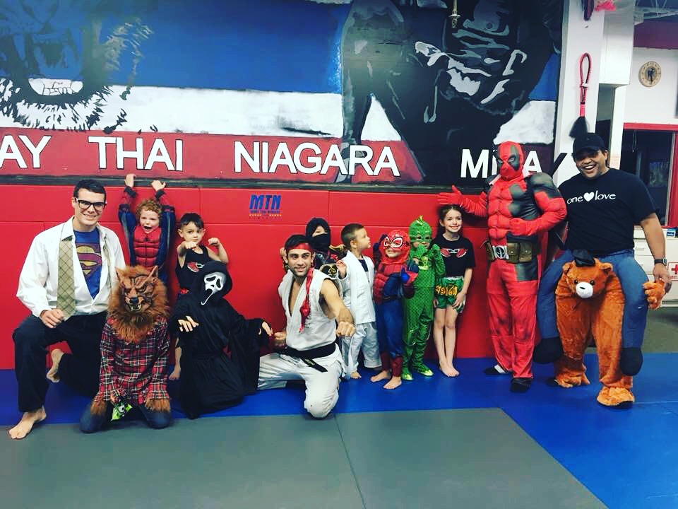 Muay Thai Niagara MMA | 486 Grantham Avenue, (Linwell Plaza - Behind Shoppers Drug Mart), St. Catharines, ON L2M 3J7, Canada | Phone: (905) 401-7234