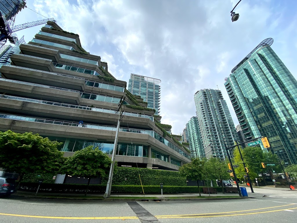 Coal Harbour Community Centre | 480 Broughton St, Vancouver, BC V6G 3H4, Canada | Phone: (604) 718-8222