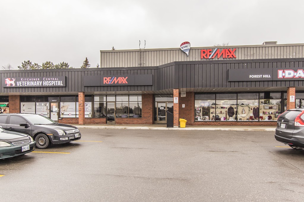 Re/Max Agent - Leda Schupbach | 720 Westmount Rd E, Kitchener, ON N2E 2M6, Canada | Phone: (519) 741-0950