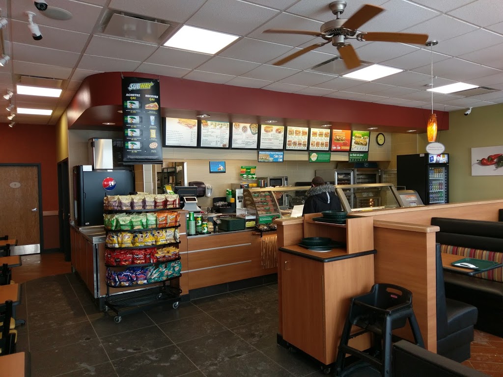 Restaurant SUBWAY | 150 Rue Angus S #3, East Angus, QC J0B 1R0, Canada | Phone: (819) 832-1414