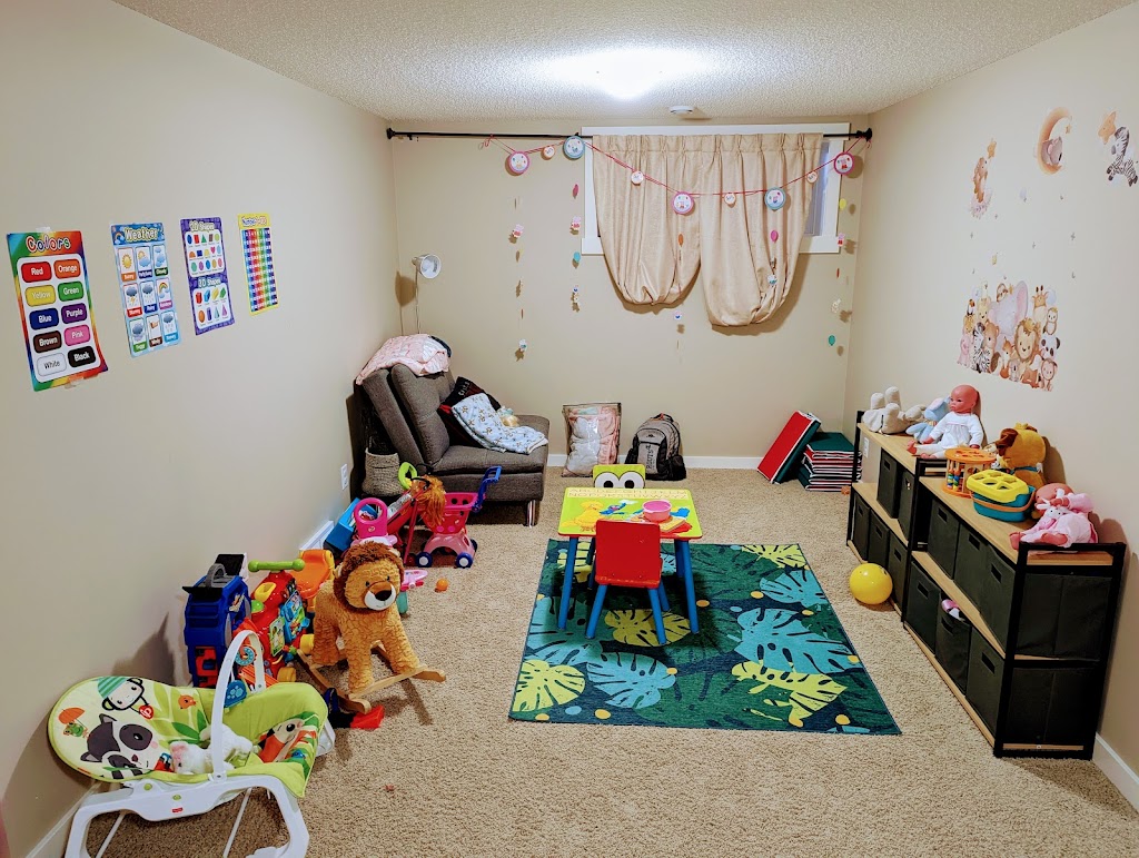 Giggle and Grow Dayhome | 195 Cooperstown Ln SW, Airdrie, AB T4B 2L2, Canada | Phone: (587) 577-9452