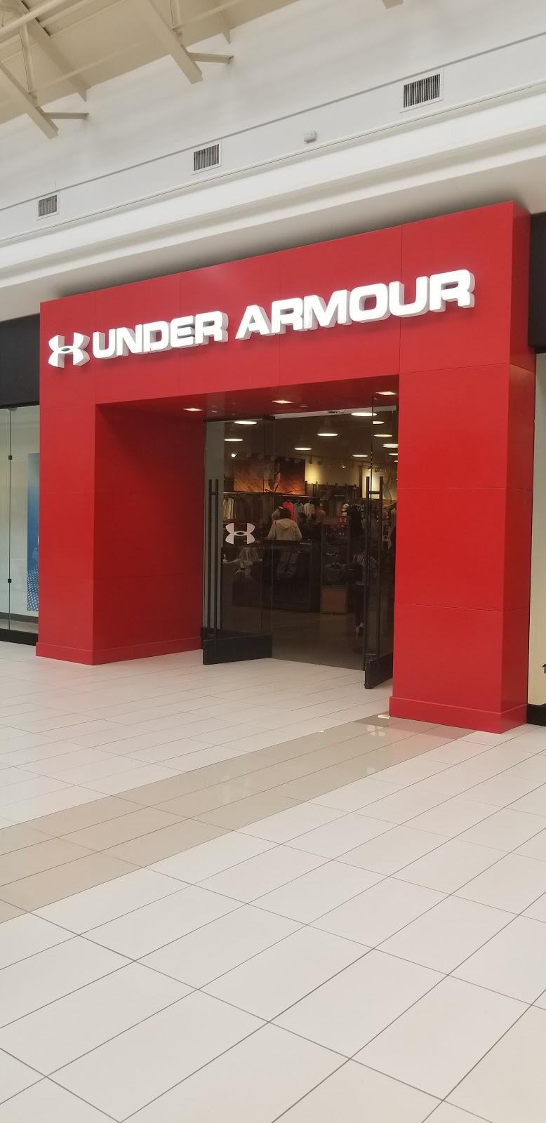 Under Armour Factory House | 1900 Military Rd Space 92, Niagara, NY 14304, USA | Phone: (716) 297-1510