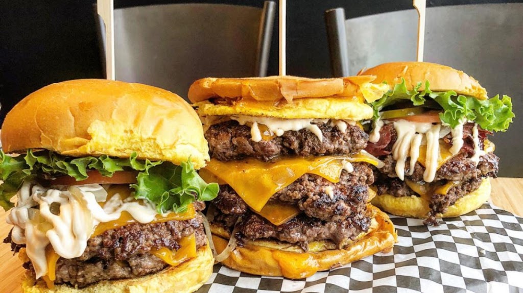 Top Gun Burger | 2761 Markham Rd unit D31-32, Scarborough, ON M1X 0A4, Canada | Phone: (647) 344-7883