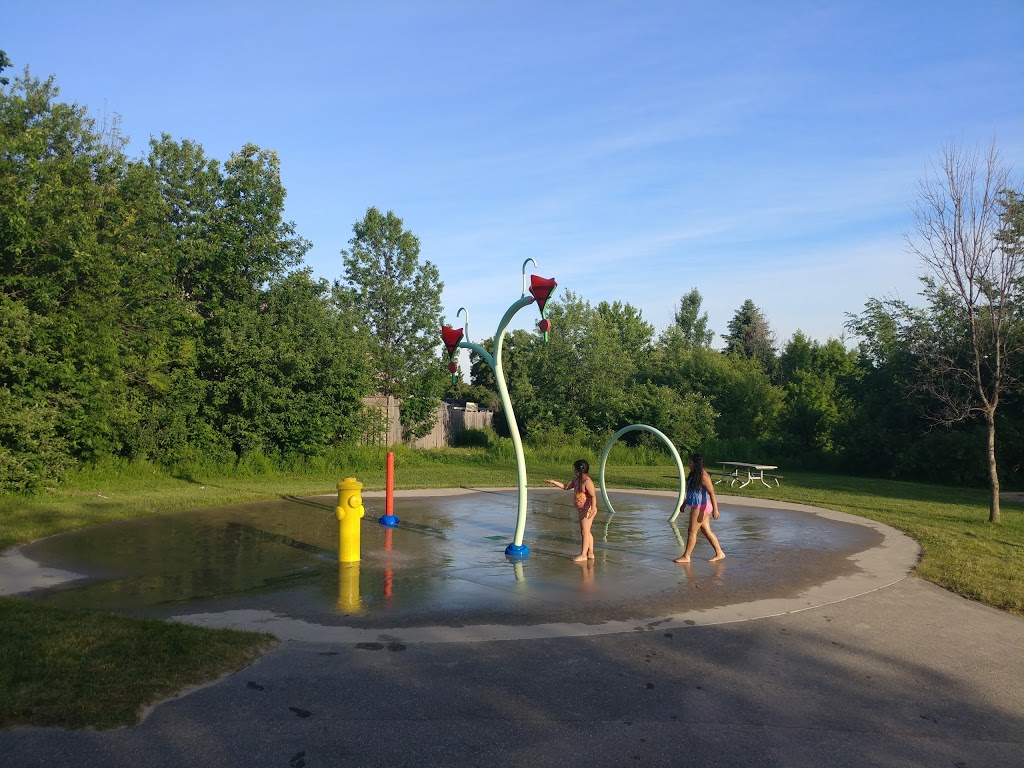 Bluegrass Splashpad | 199 Bridgestone Dr, Kanata, ON K2M 0C5, Canada