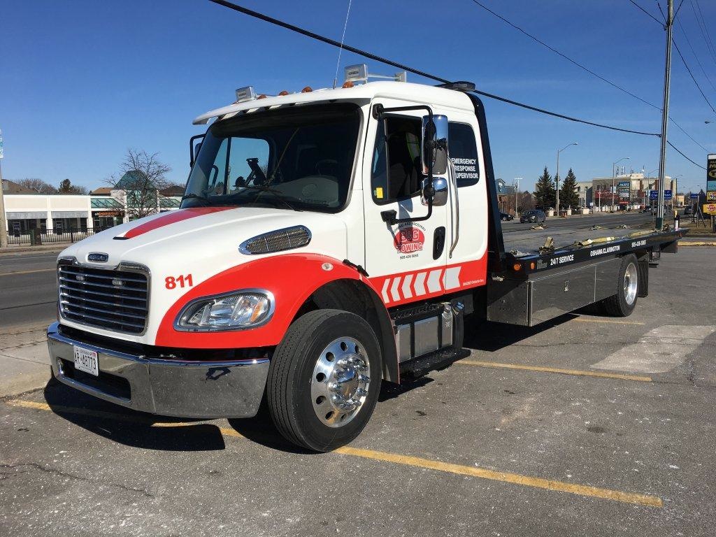 B & G Truck Repair & Towing | 1549 Victoria St E D, Whitby, ON L1N 9E3, Canada | Phone: (905) 435-1166